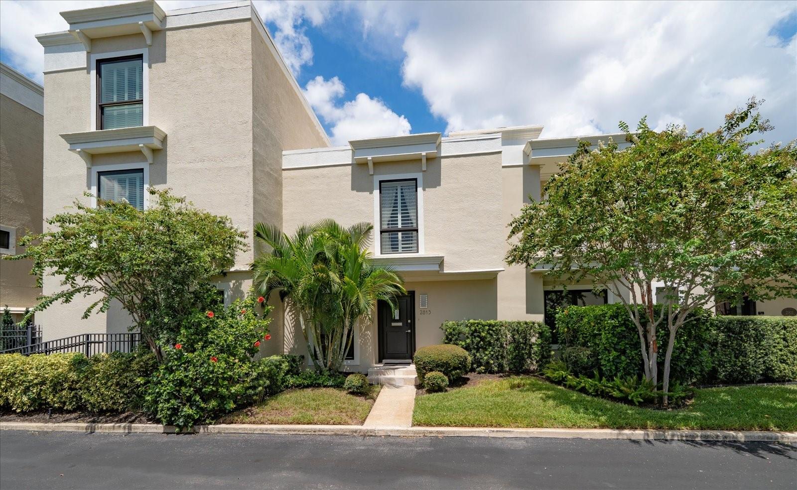 HAWTHORNE POINT CONDO APT - Residential