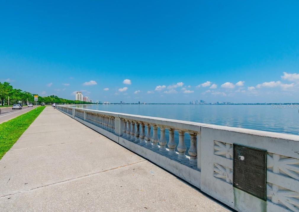 HAWTHORNE POINT CONDO APT - Residential