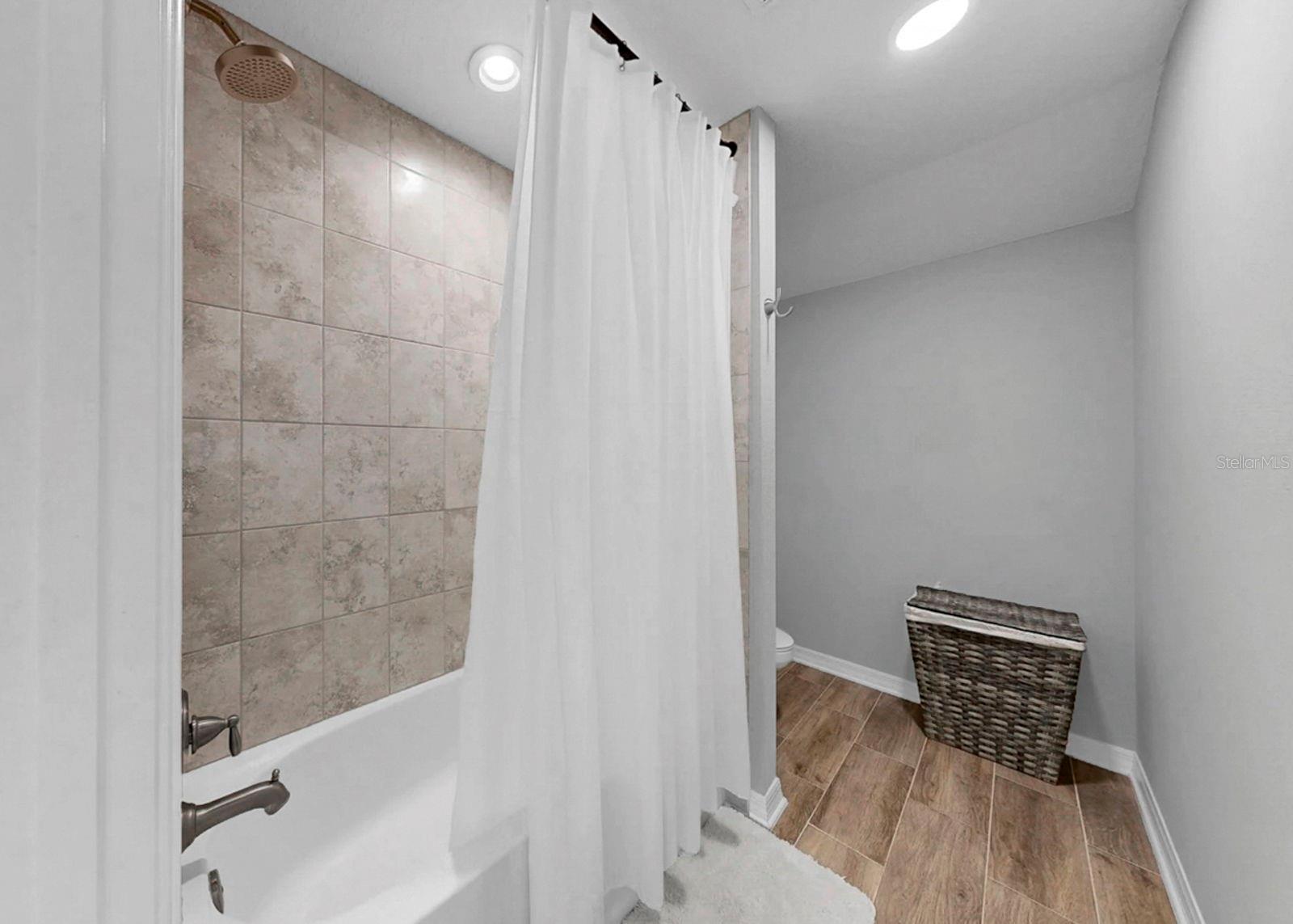 BERRY BAY SUB - Residential