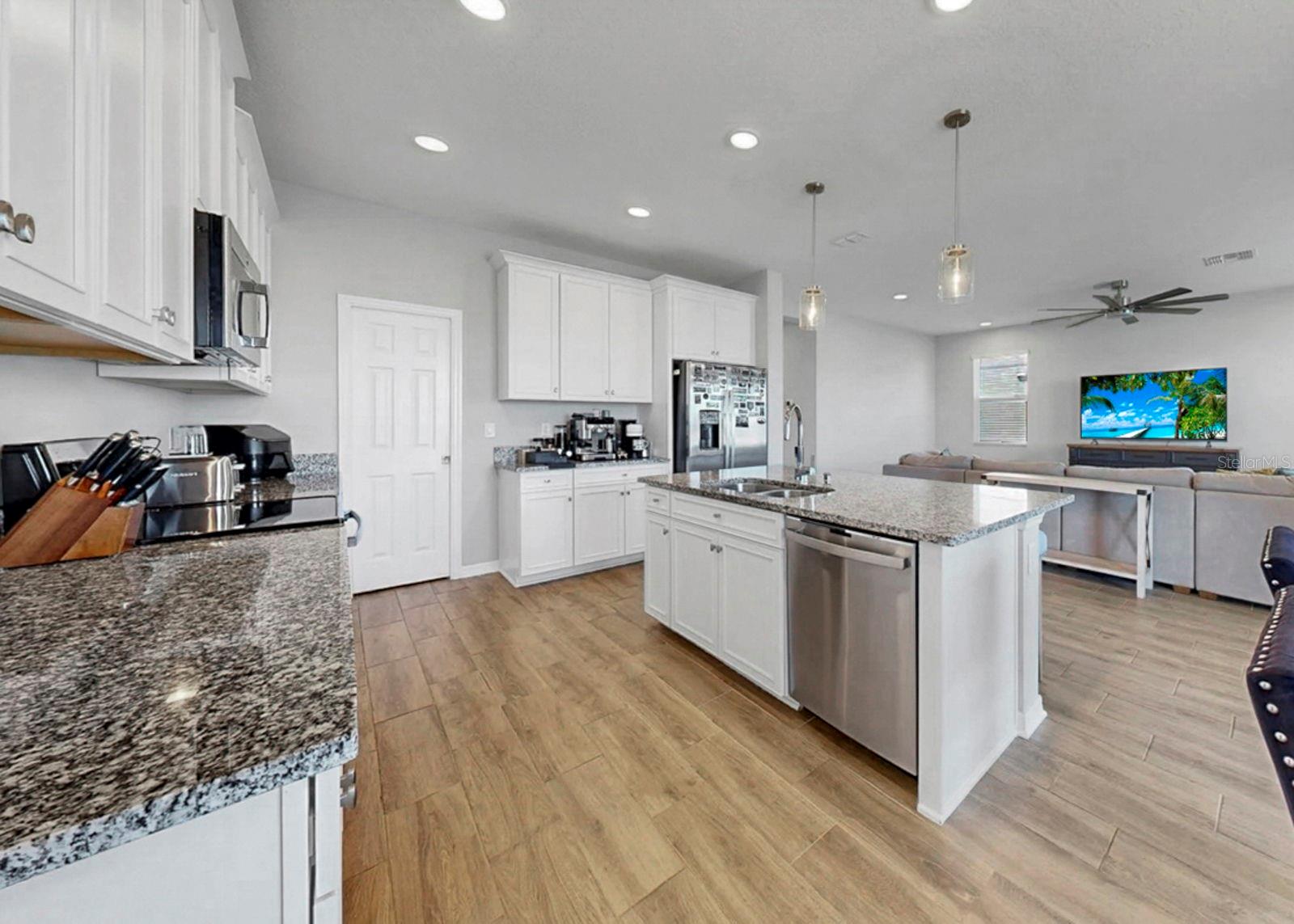 BERRY BAY SUB - Residential