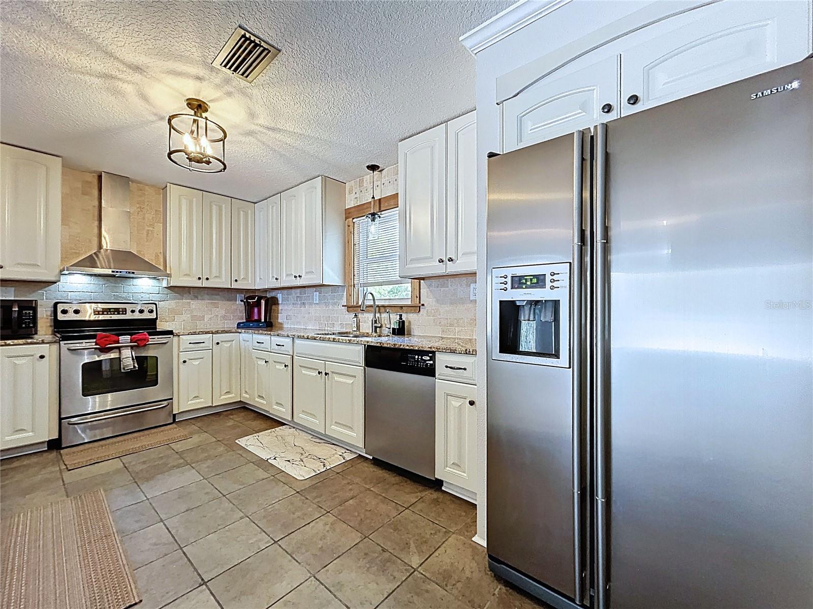 CONNERS LAKEFRONT ESTATES - Residential