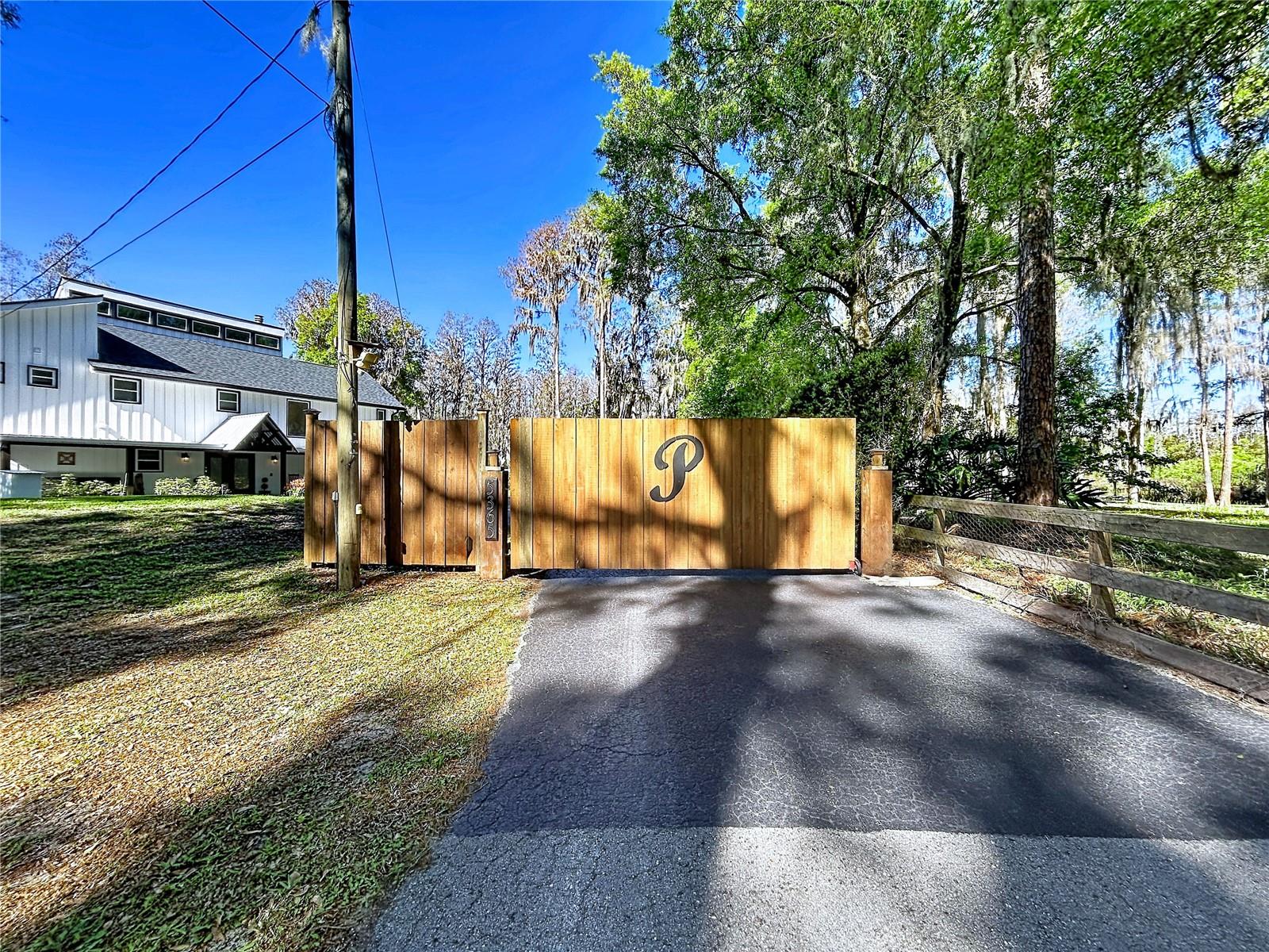 CONNERS LAKEFRONT ESTATES - Residential
