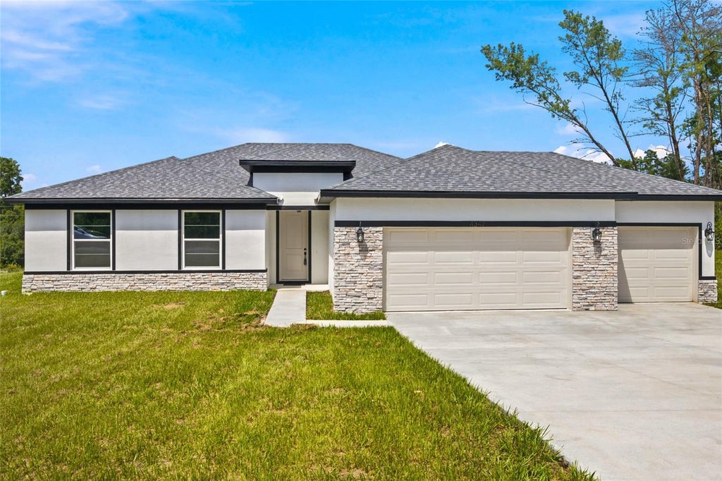Photo of 4347 SW 112th Lane, Ocala, FL 34476 (MLS # OM732325)