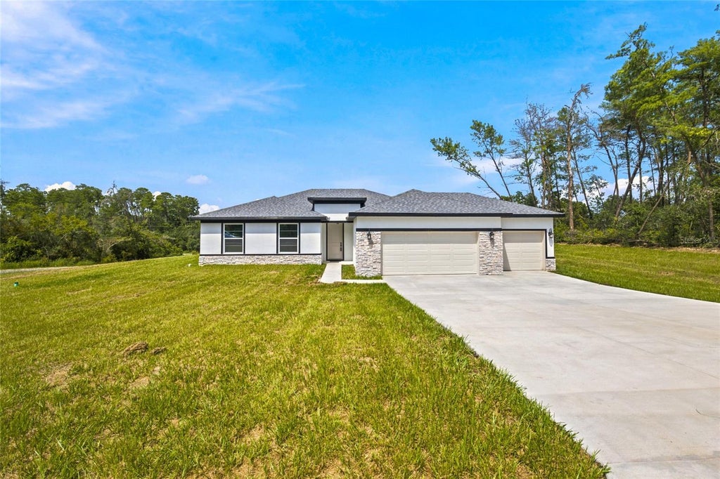 Photo of 4347 SW 112th Lane, Ocala, FL 34476 (MLS # OM732325)