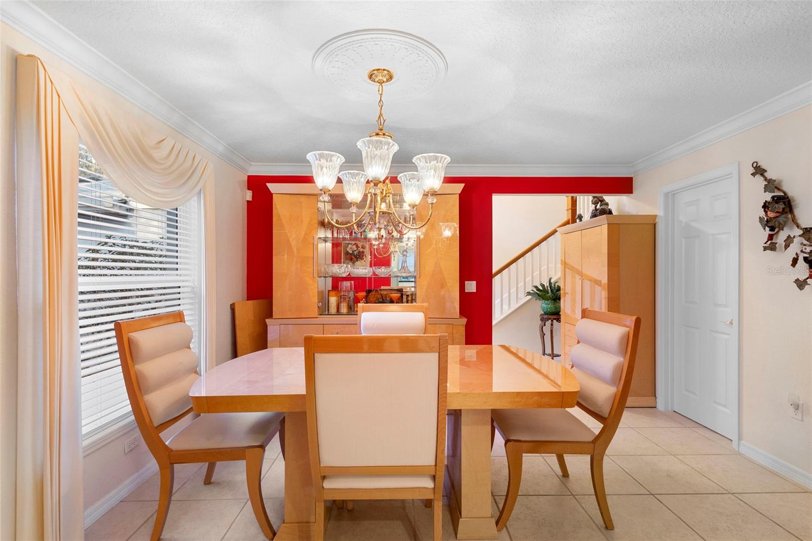 748 OLD TREELINE TRAIL