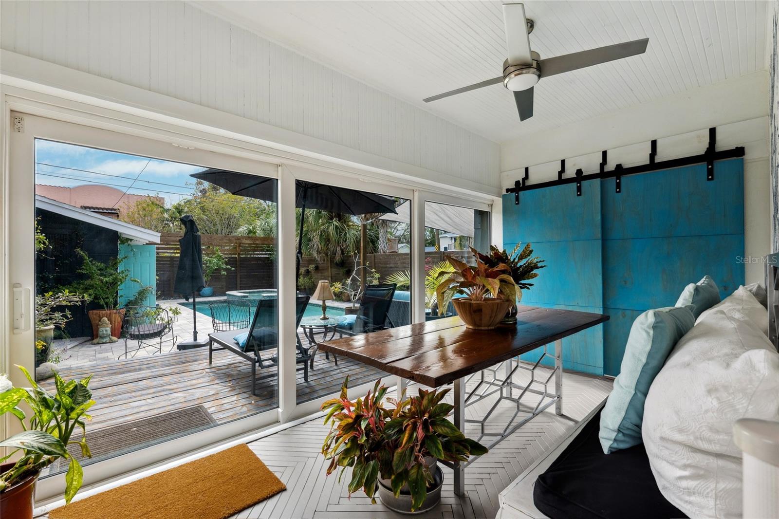 BOSWELLS J W SUB - Residential