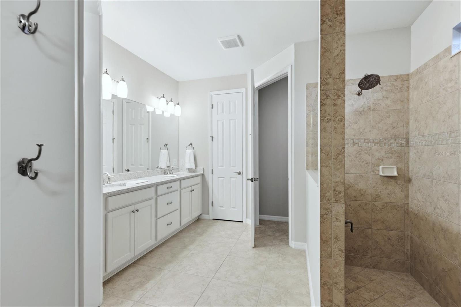 SANDHILL PRESERVE - Residential