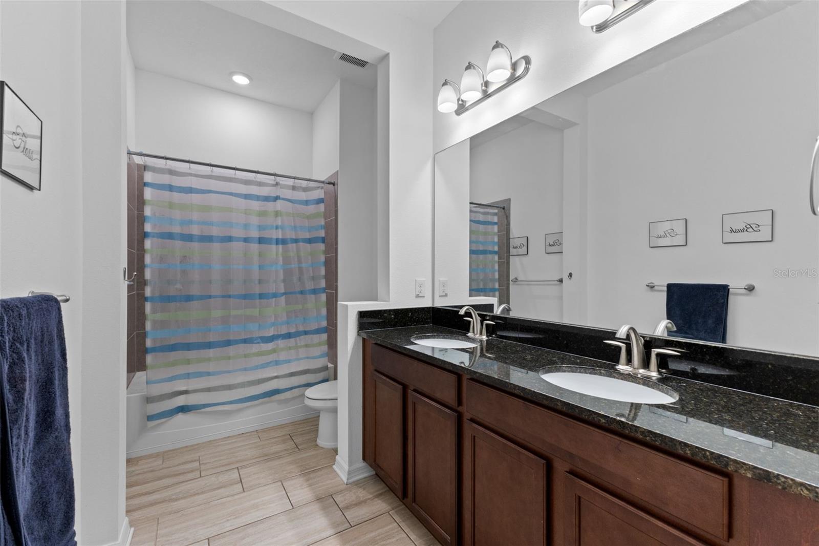 SERENITY CREEK REP OF TR N - Residential