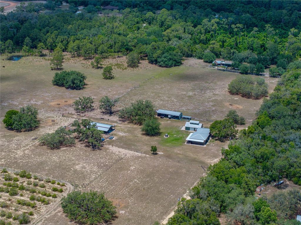 Photo of 10790 Jim Edwards Road, Haines City, FL 33844 (MLS # L4954429)