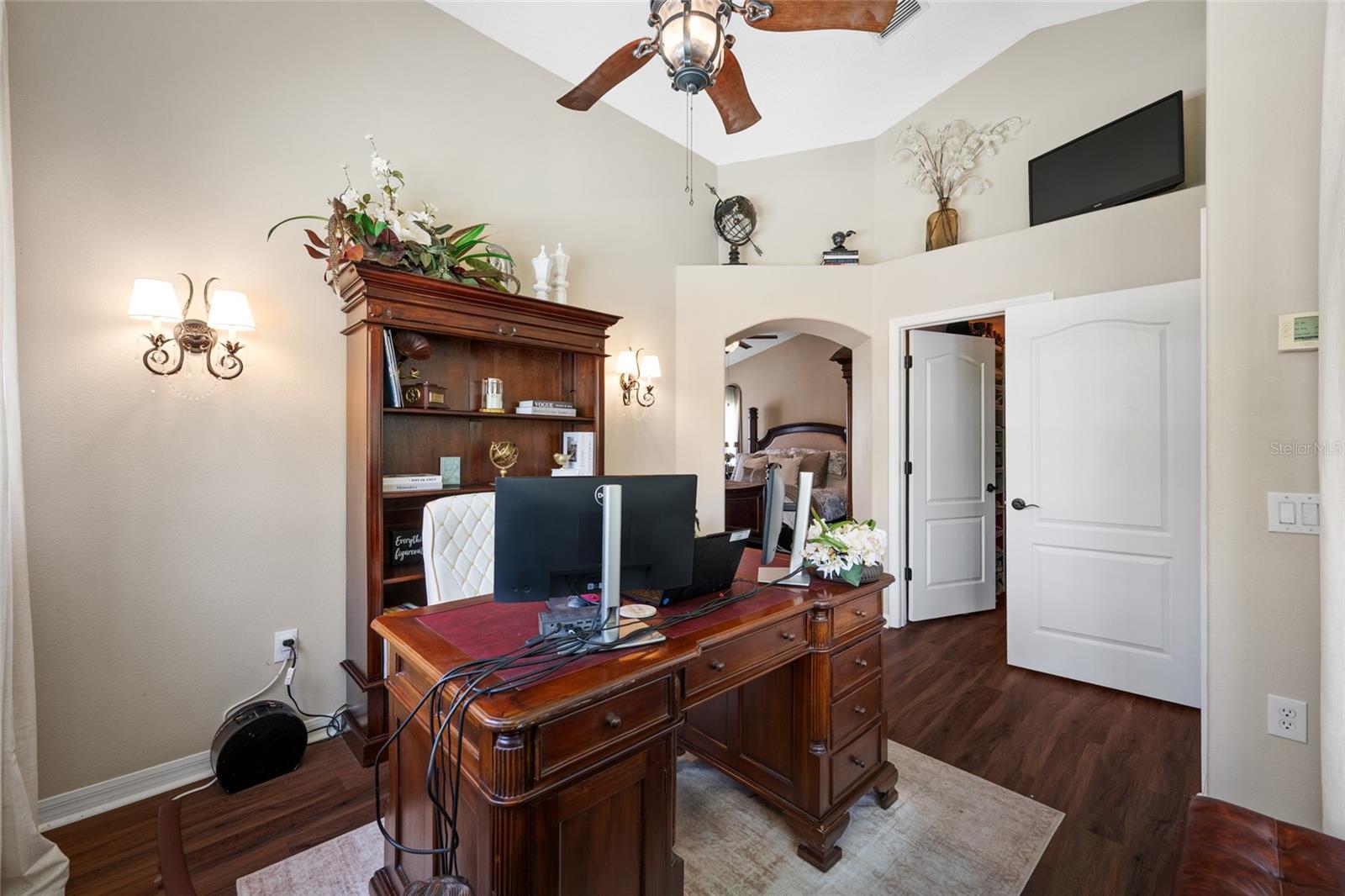 19254 FISHERMANS BEND DRIVE