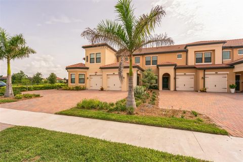 A home in VENICE