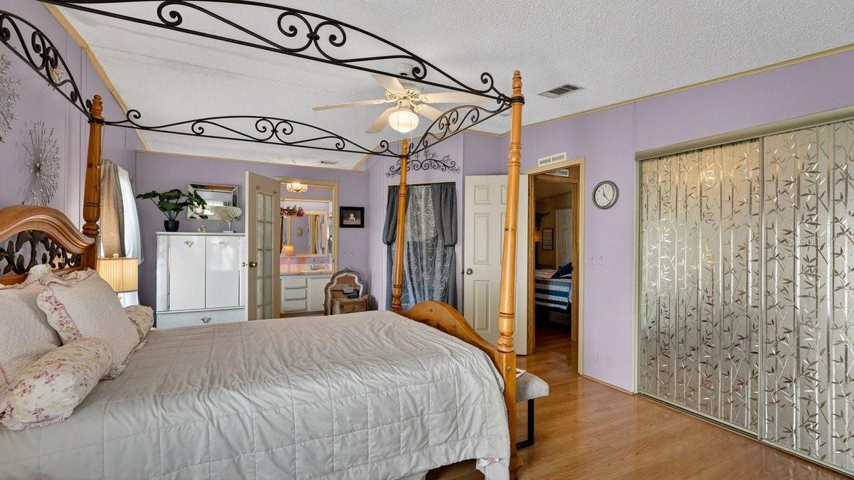 LAURELWOOD MOBILE ESTATES UNIT 01 - Residential