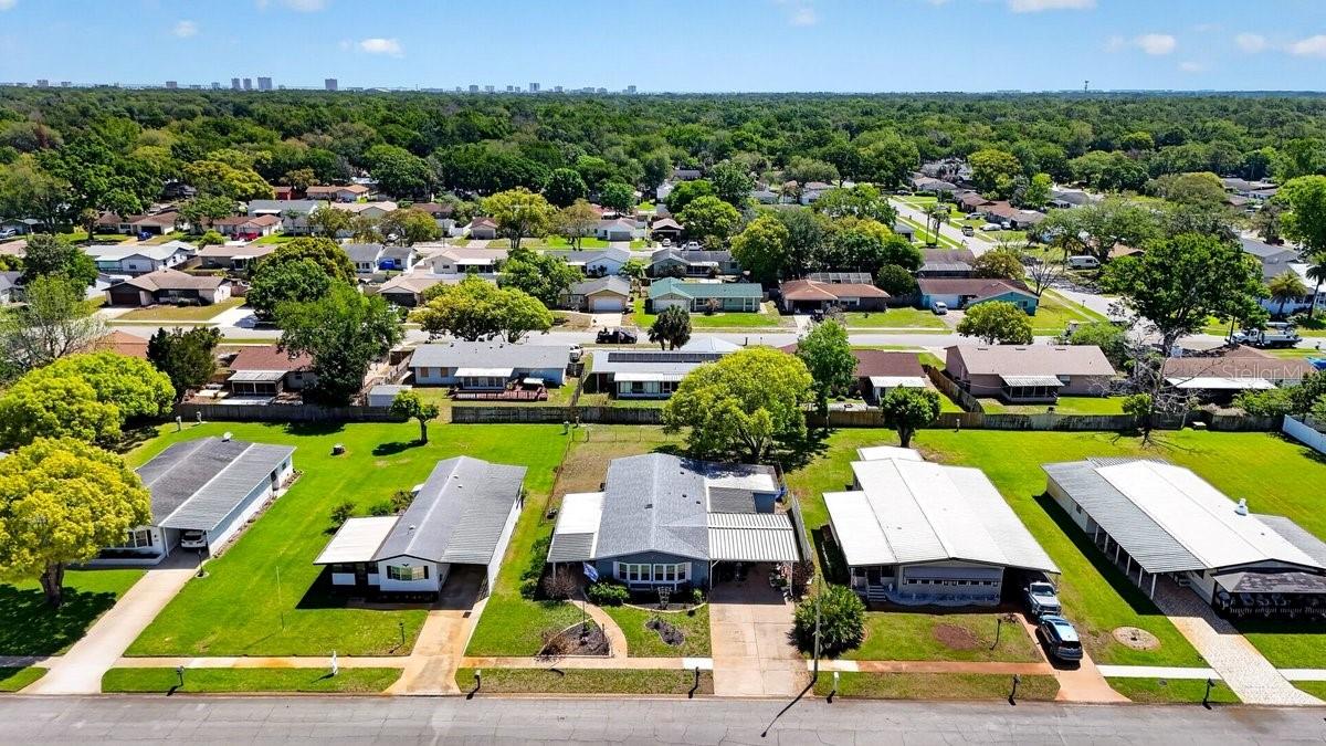 LAURELWOOD MOBILE ESTATES UNIT 01 - Residential