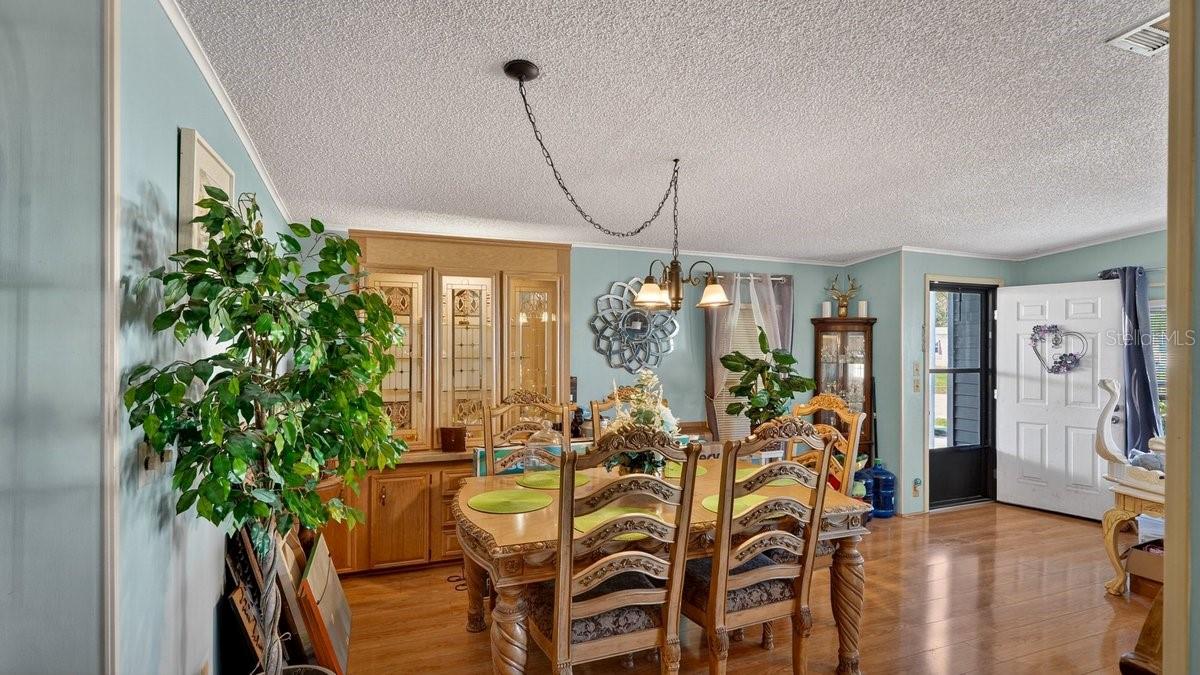 LAURELWOOD MOBILE ESTATES UNIT 01 - Residential