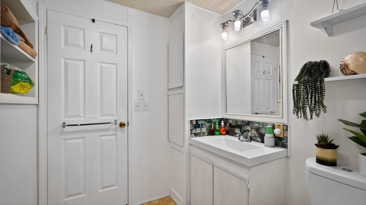LAURELWOOD MOBILE ESTATES UNIT 01 - Residential