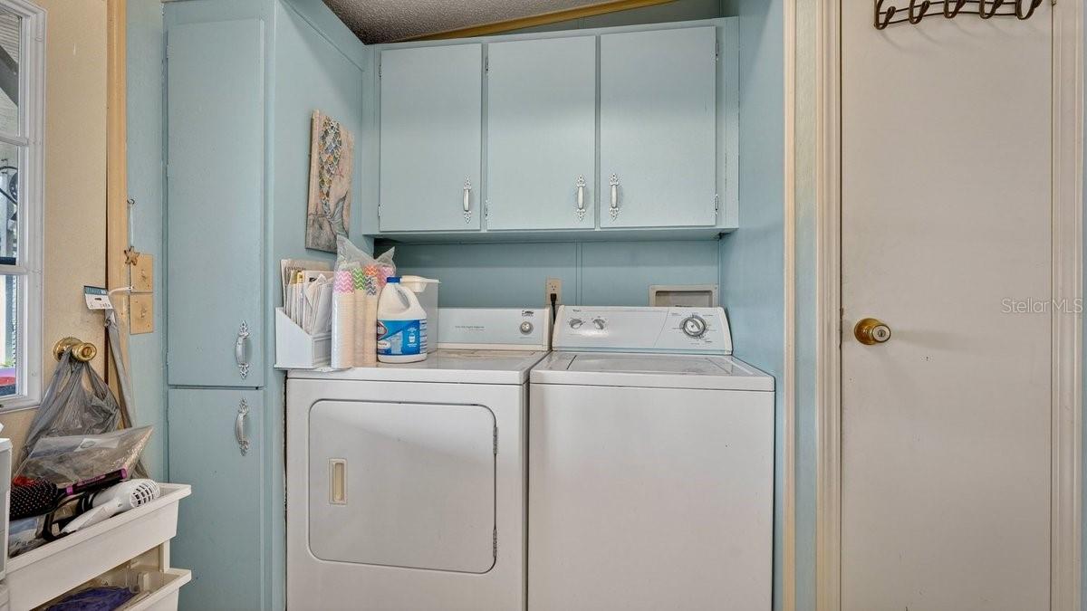 LAURELWOOD MOBILE ESTATES UNIT 01 - Residential