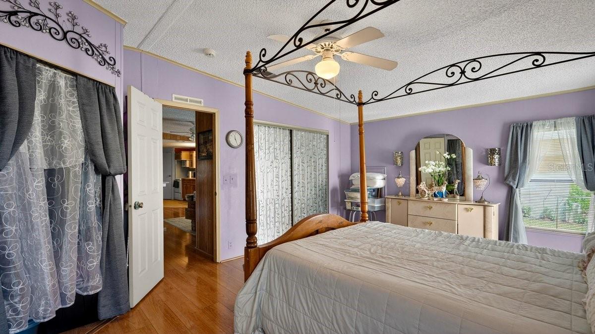 LAURELWOOD MOBILE ESTATES UNIT 01 - Residential