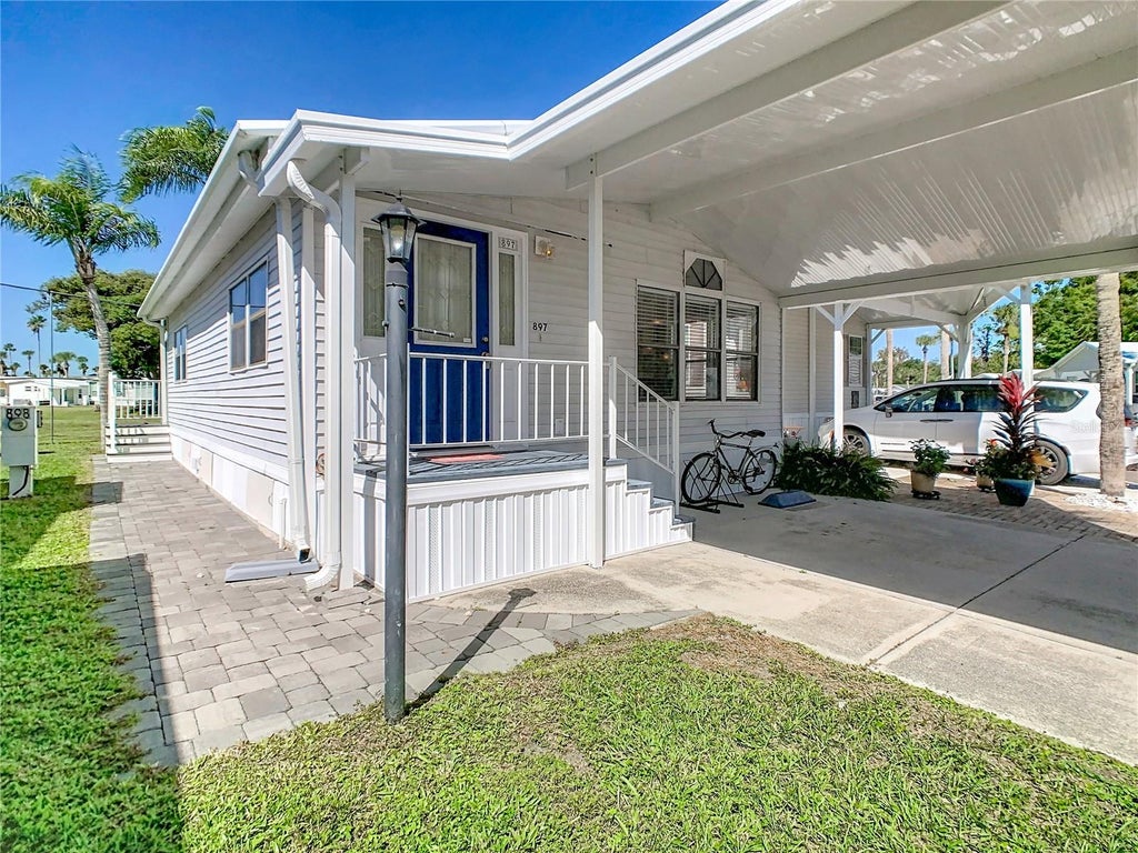 Photo of 9000 Us Hwy 192 #897, Clermont, FL 34714 (MLS # S5160234)