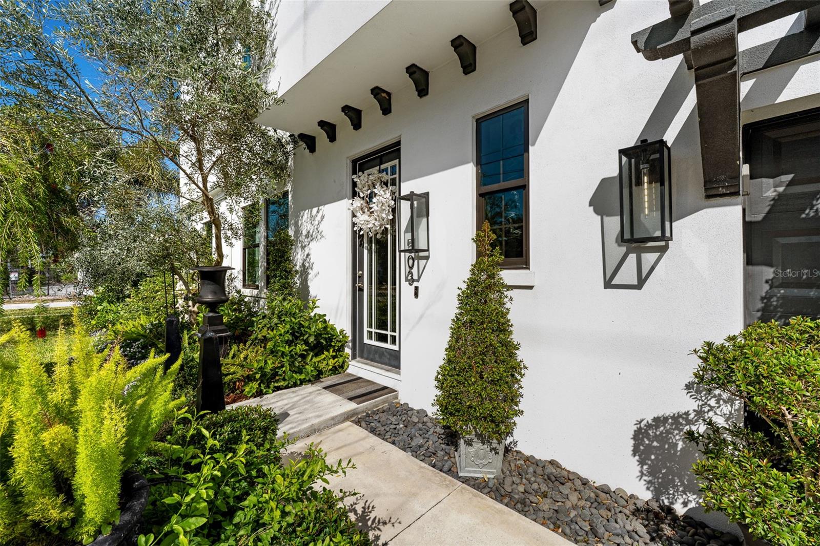 MANHATTAN GARDENS TWNHMS - Residential