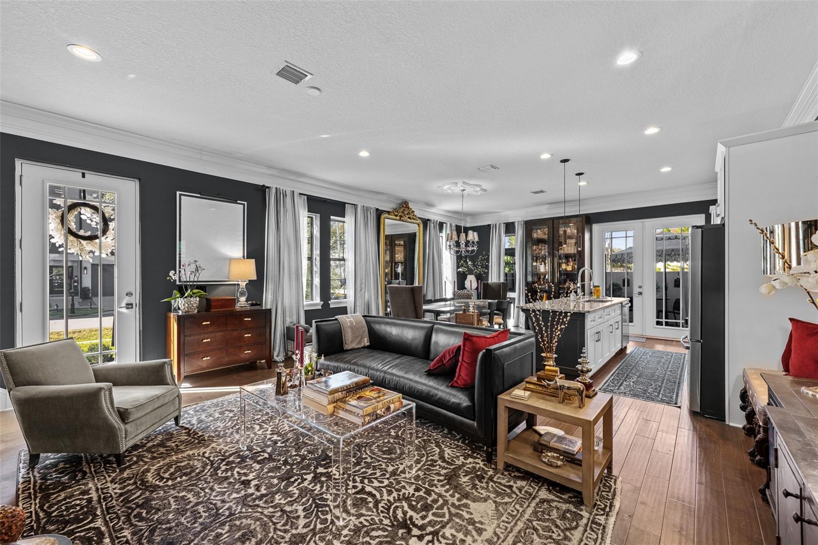 MANHATTAN GARDENS TWNHMS - Residential