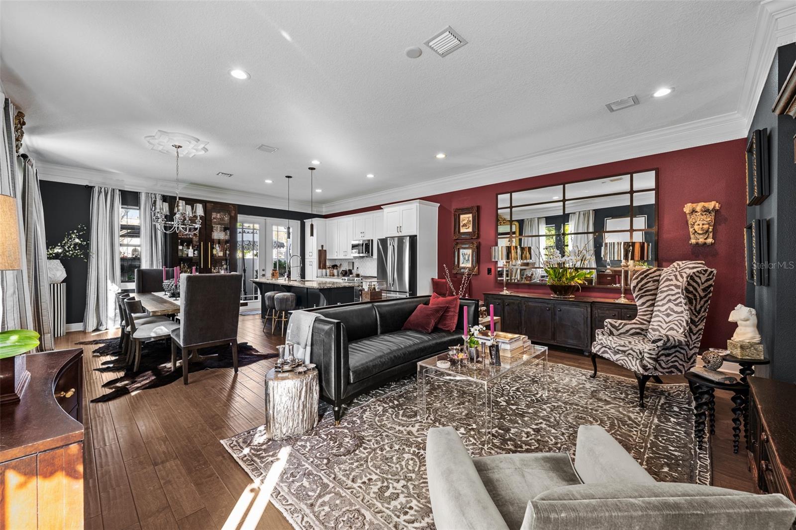 MANHATTAN GARDENS TWNHMS - Residential