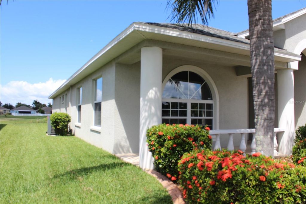 Photo of 1761 Bonita Bluff Court, Ruskin, FL 33570 (MLS # TB8427391)