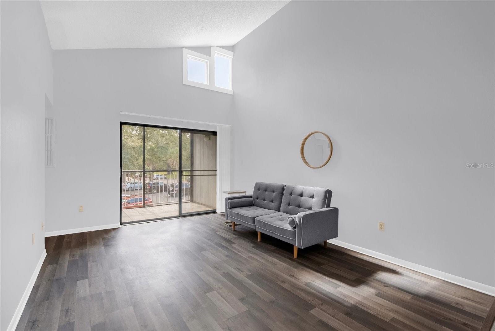 SOUTHPOINTE CONDO - Residential