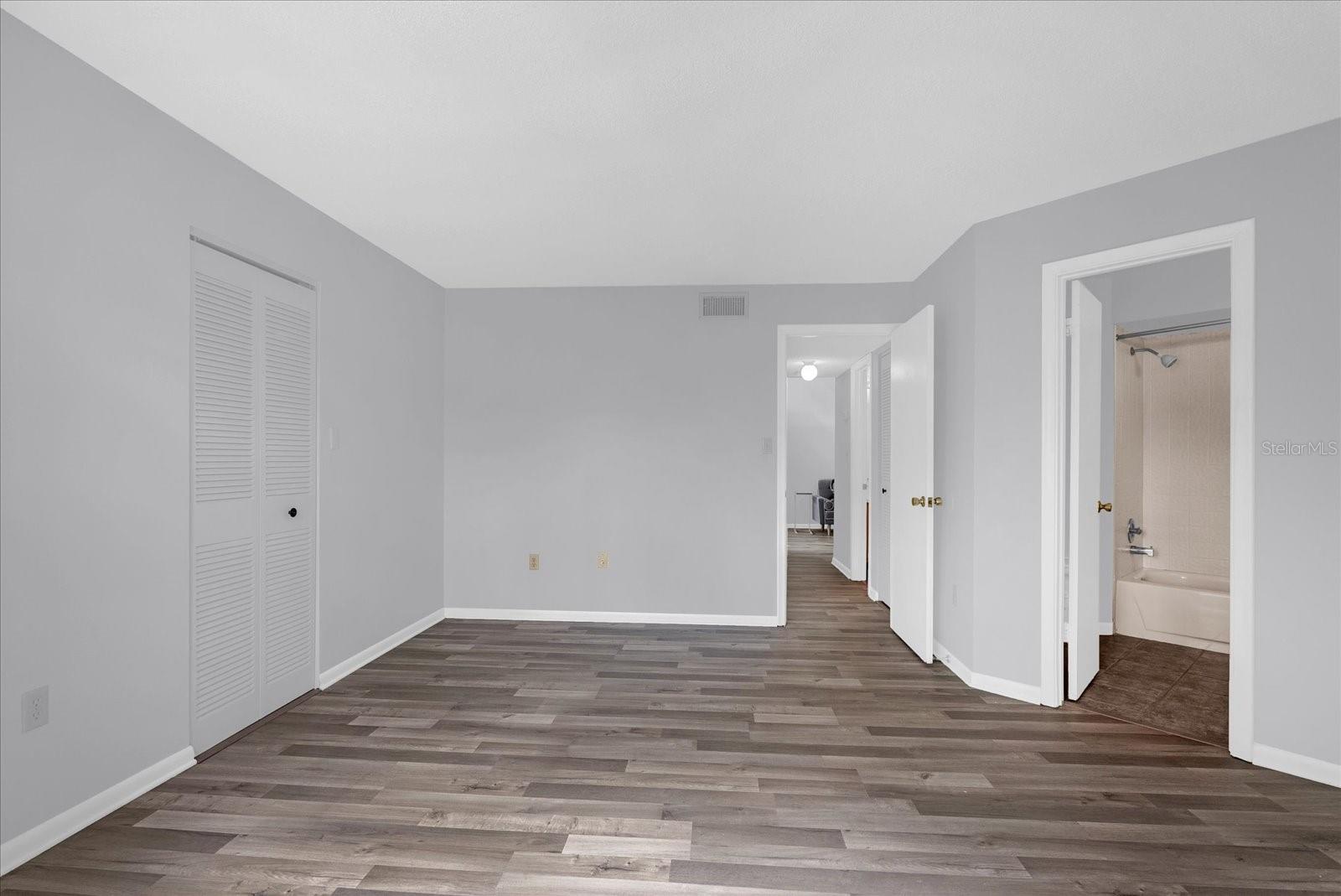 SOUTHPOINTE CONDO - Residential