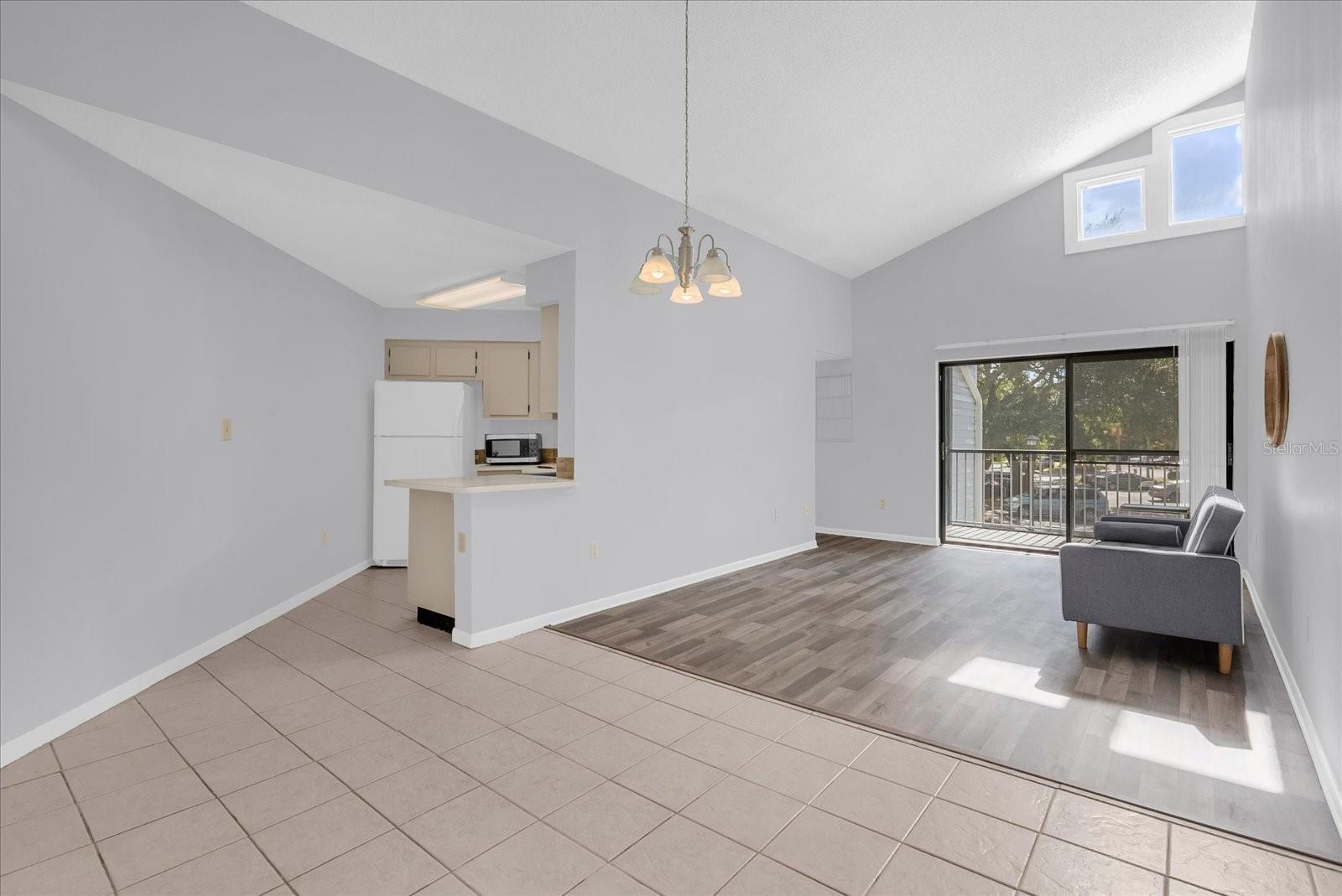 SOUTHPOINTE CONDO - Residential