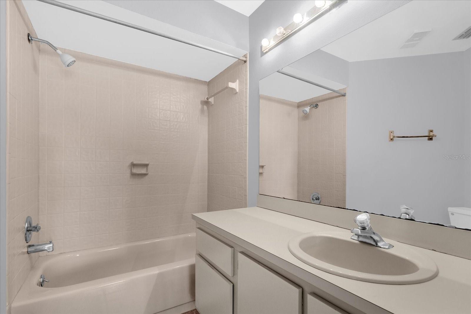 SOUTHPOINTE CONDO - Residential