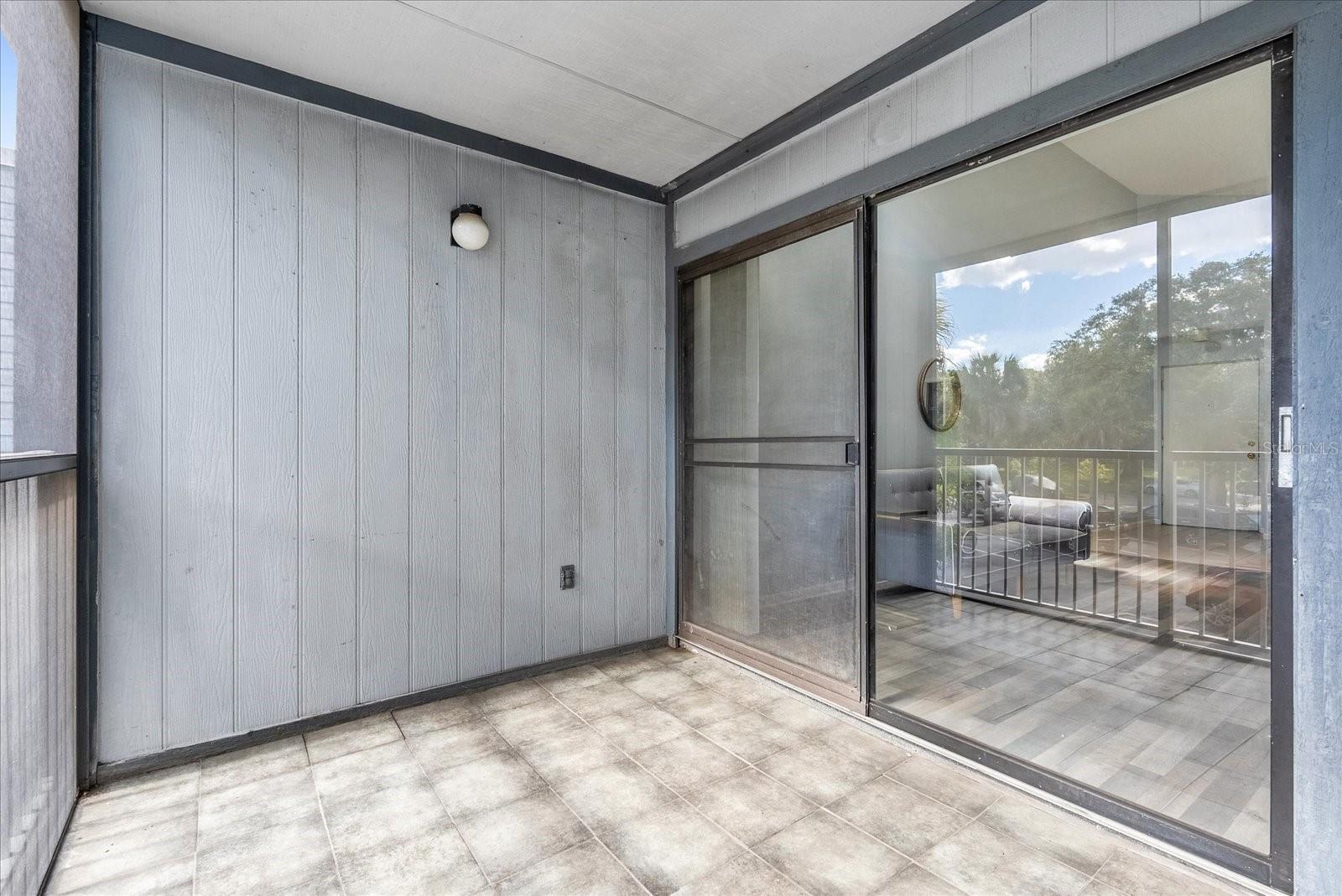 SOUTHPOINTE CONDO - Residential