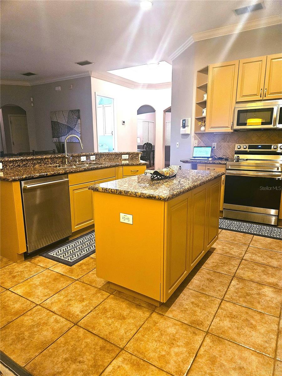 AVALON PARK SOUTH - Residential