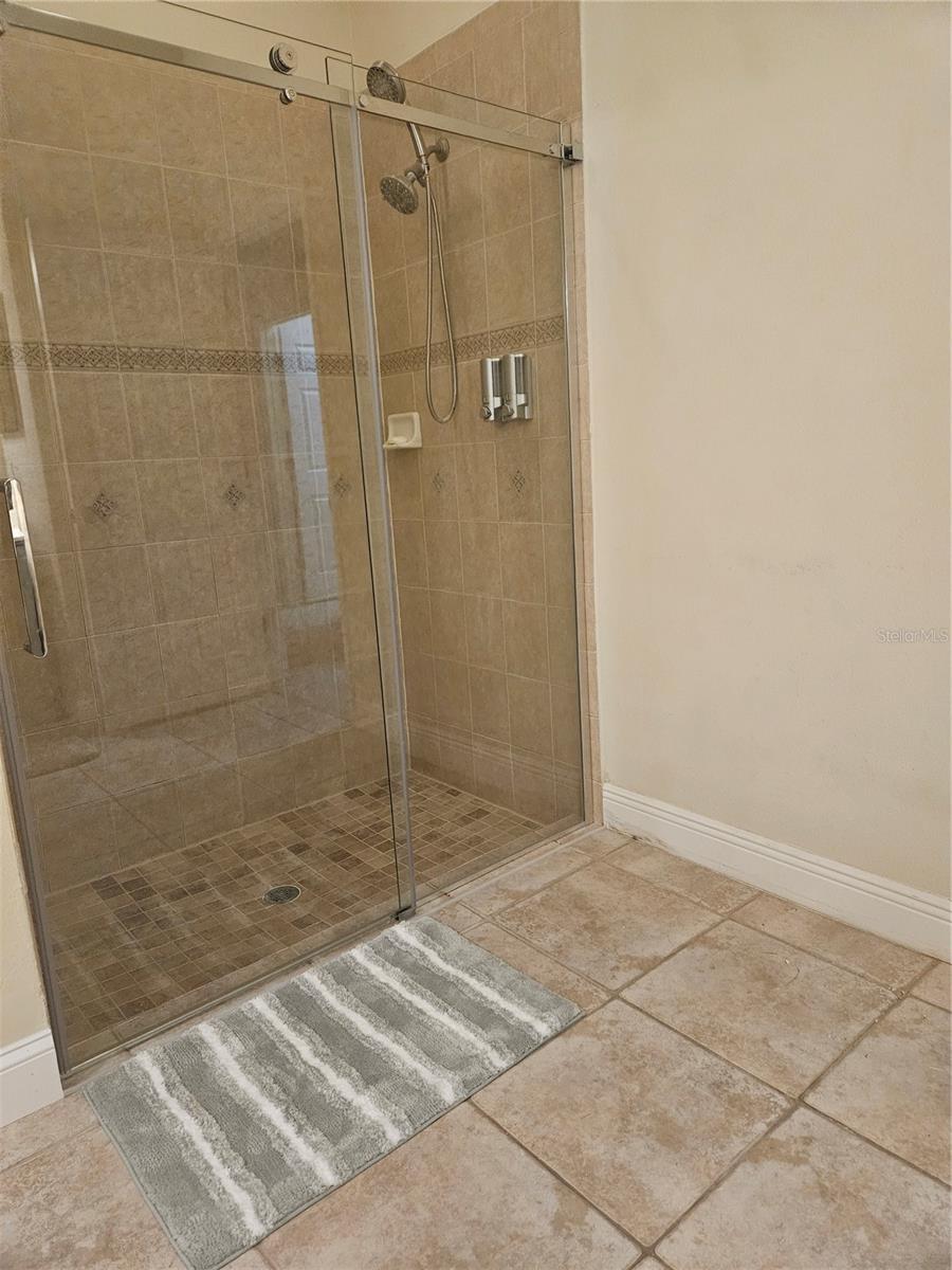 AVALON PARK SOUTH - Residential