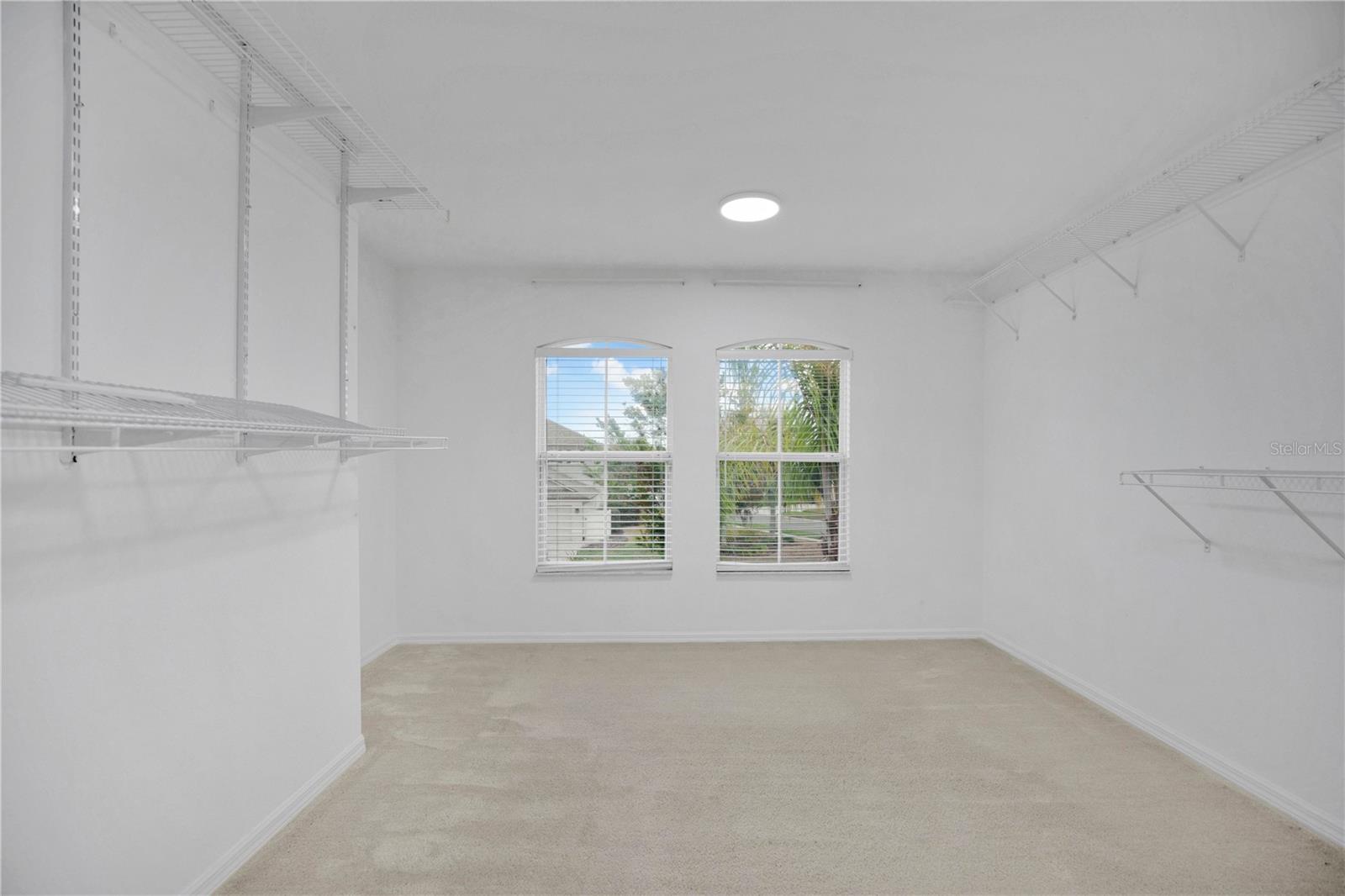 STONEYBROOK UN X1 - Residential