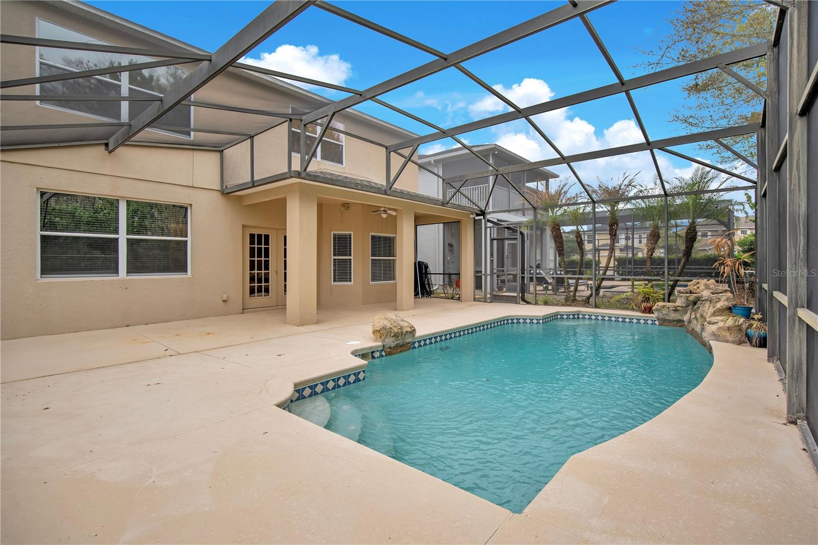 STONEYBROOK UN X1 - Residential