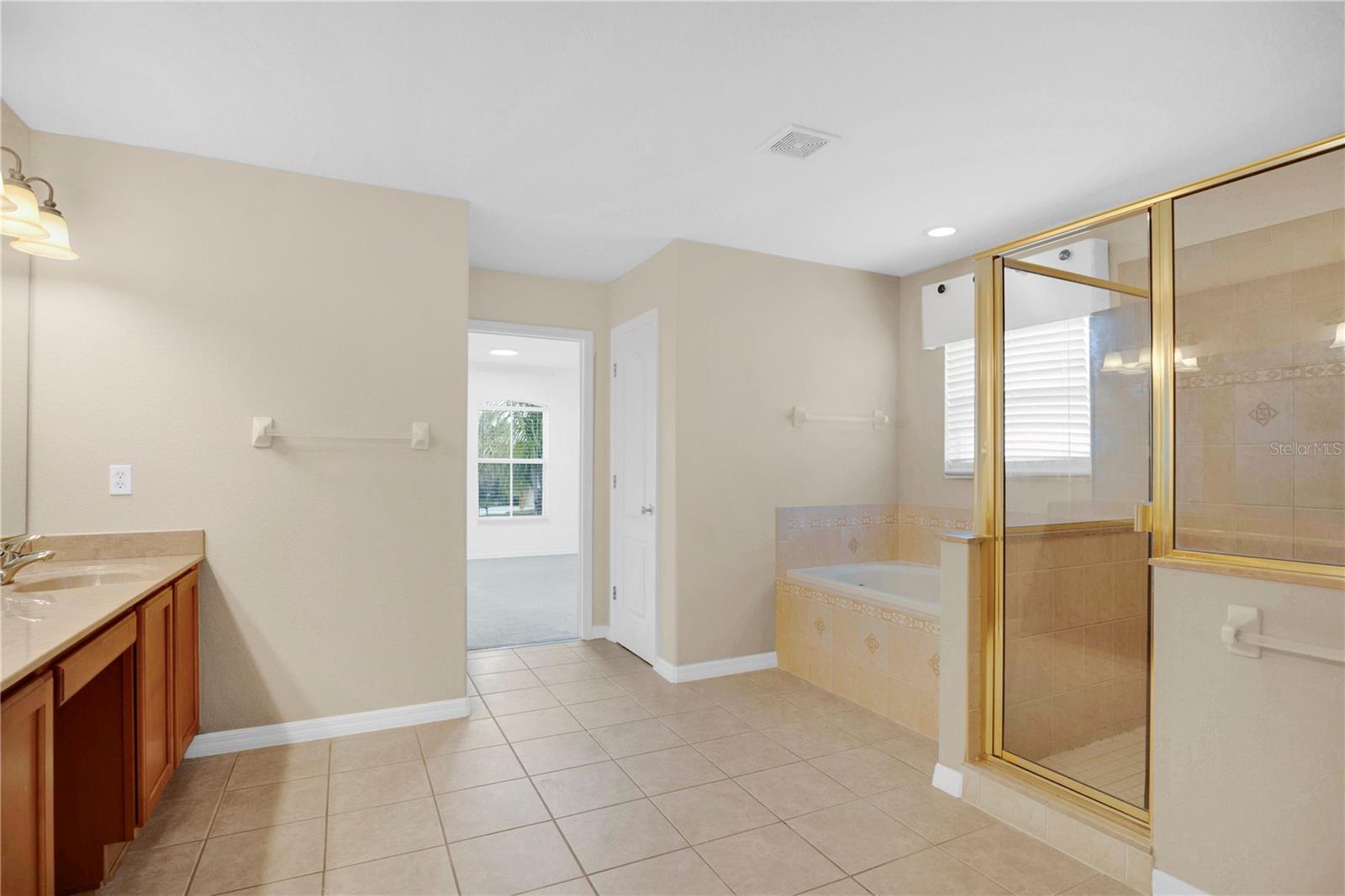 STONEYBROOK UN X1 - Residential