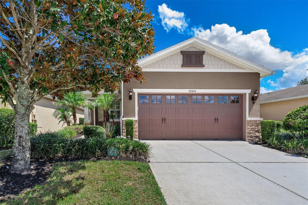 Photo of 22004 Belgian Court, Mount Dora, FL 32757 (MLS # O6443922)