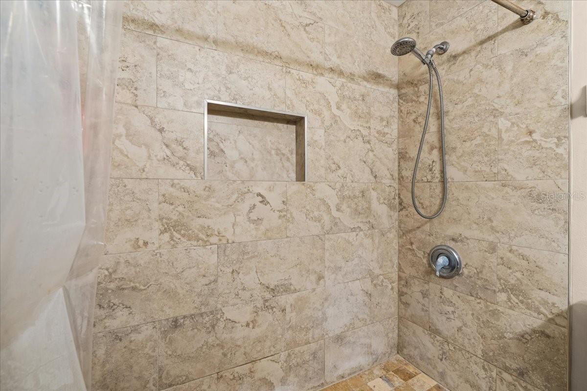 LAKEVIEW VILLAGE CONDO 15 - Residential
