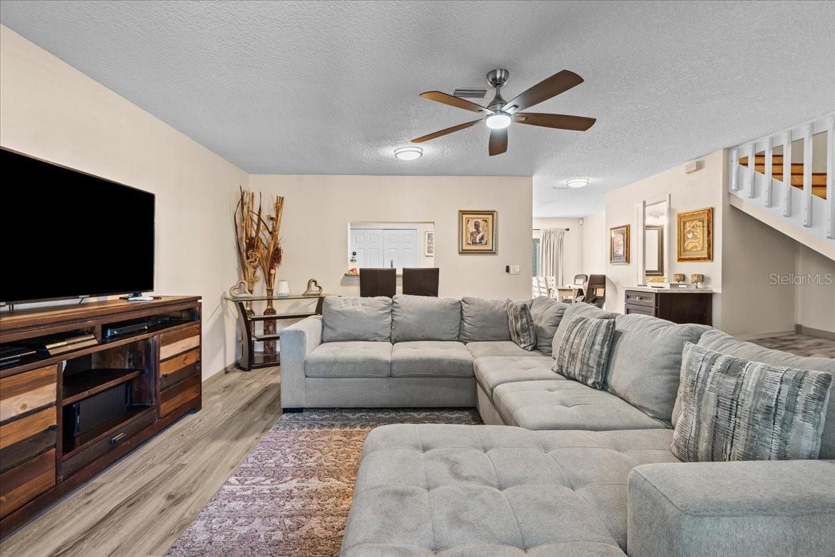 LAKEVIEW VILLAGE CONDO 15 - Residential
