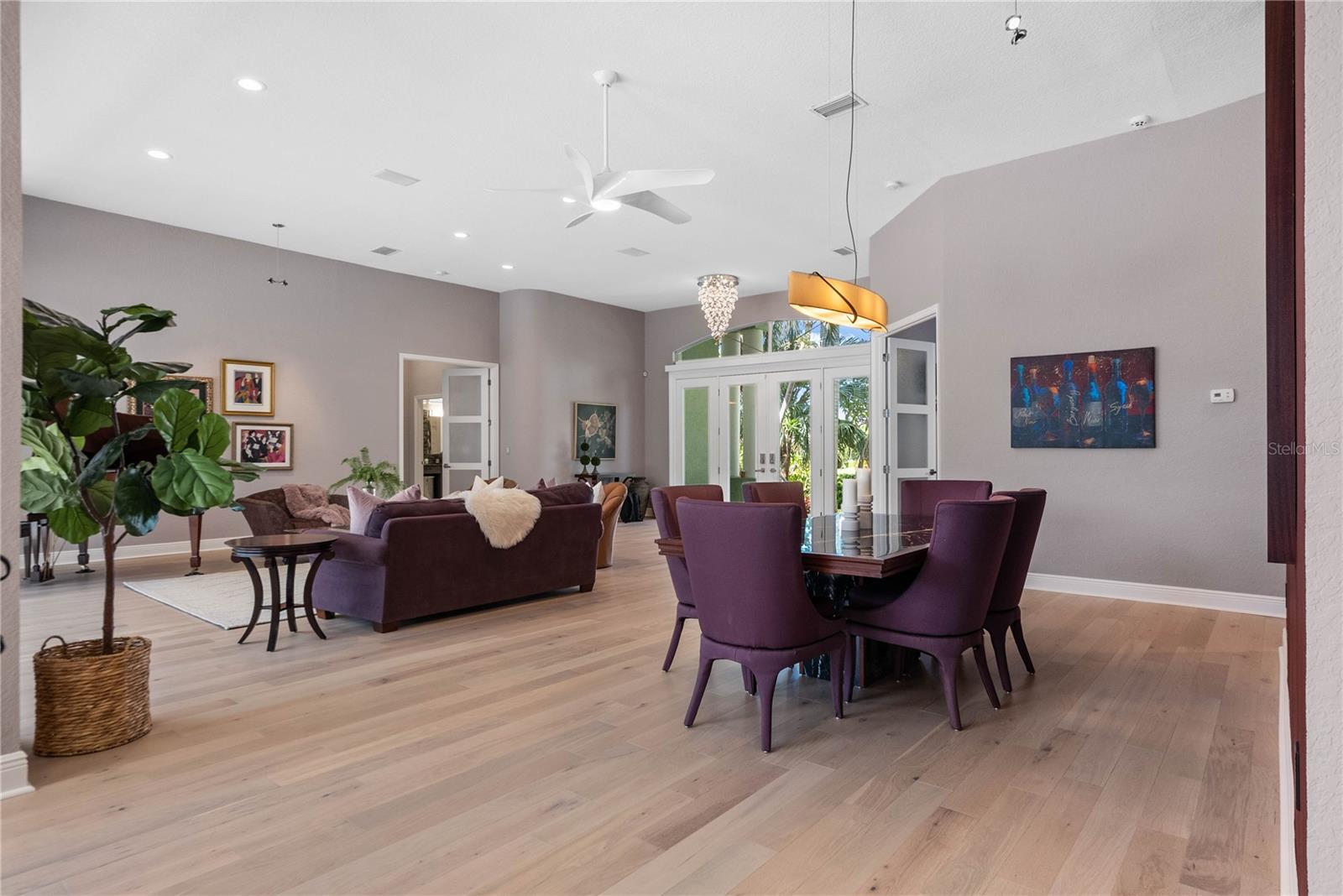 TIERRA VERDE UNIT 1 4TH REP - Residential