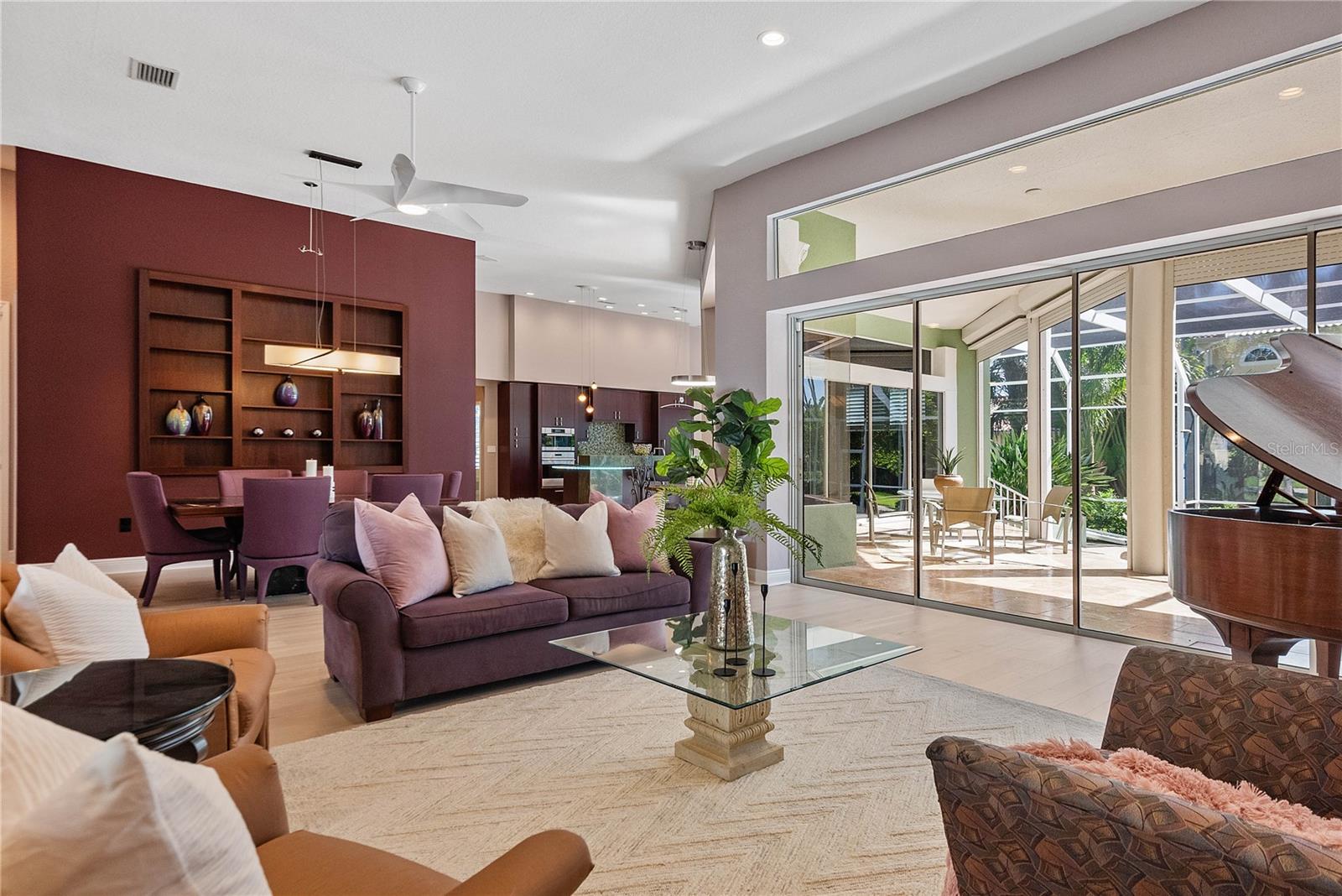 TIERRA VERDE UNIT 1 4TH REP - Residential