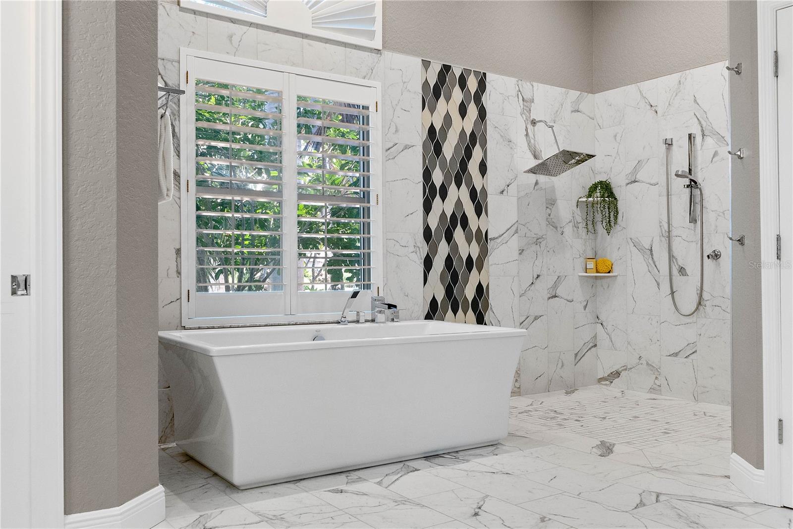 TIERRA VERDE UNIT 1 4TH REP - Residential