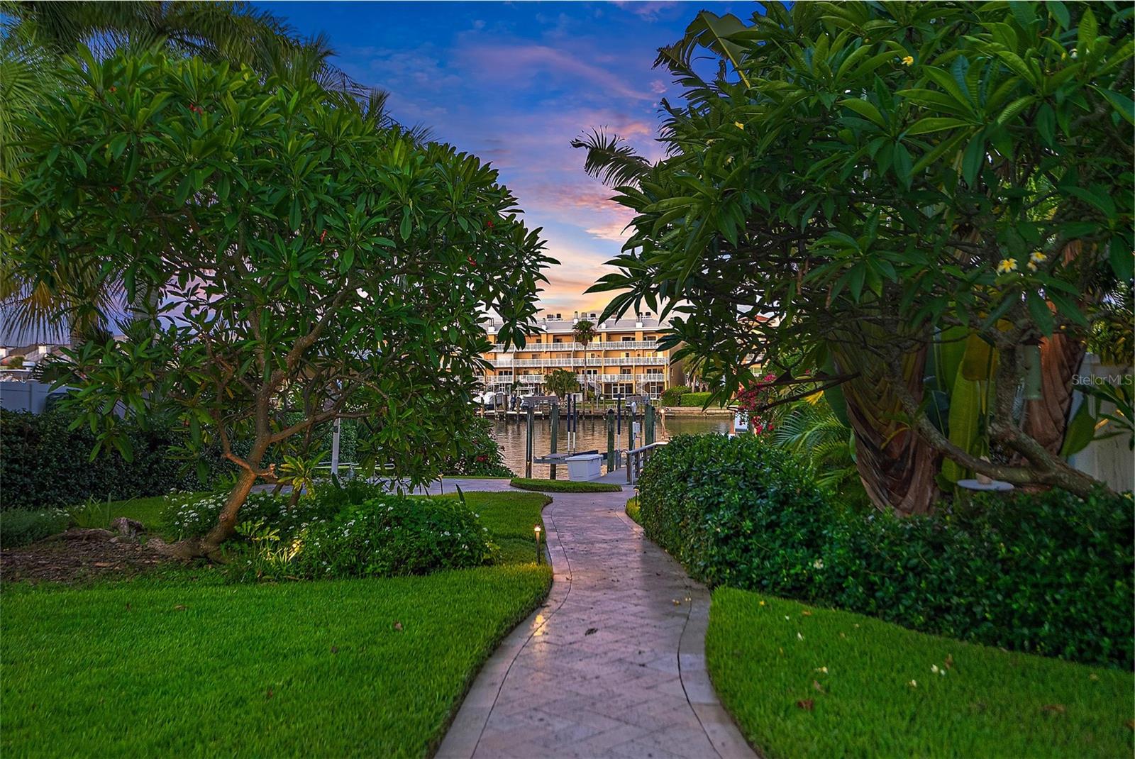 TIERRA VERDE UNIT 1 4TH REP - Residential