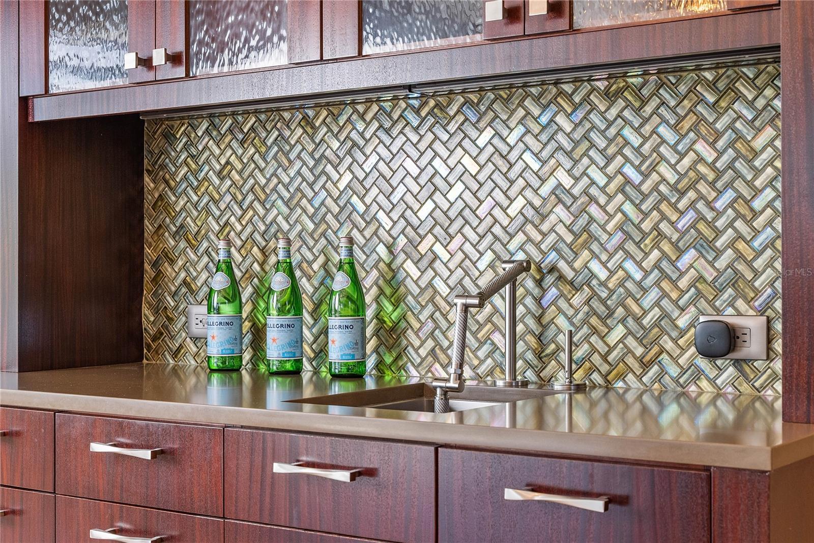 TIERRA VERDE UNIT 1 4TH REP - Residential