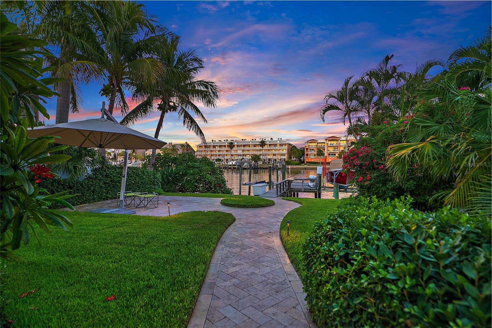 TIERRA VERDE UNIT 1 4TH REP - Residential