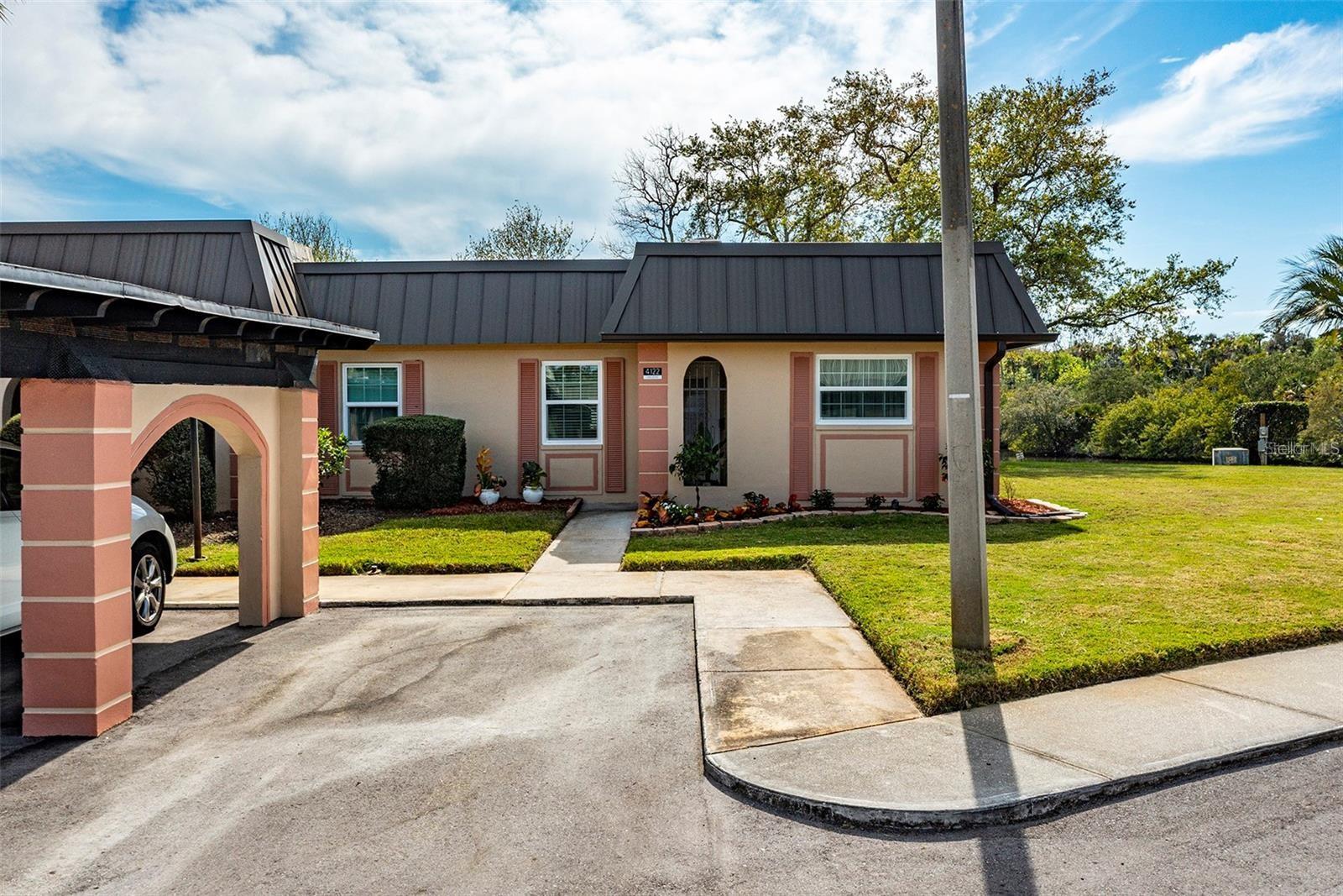 4122 HAMPTON DRIVE D