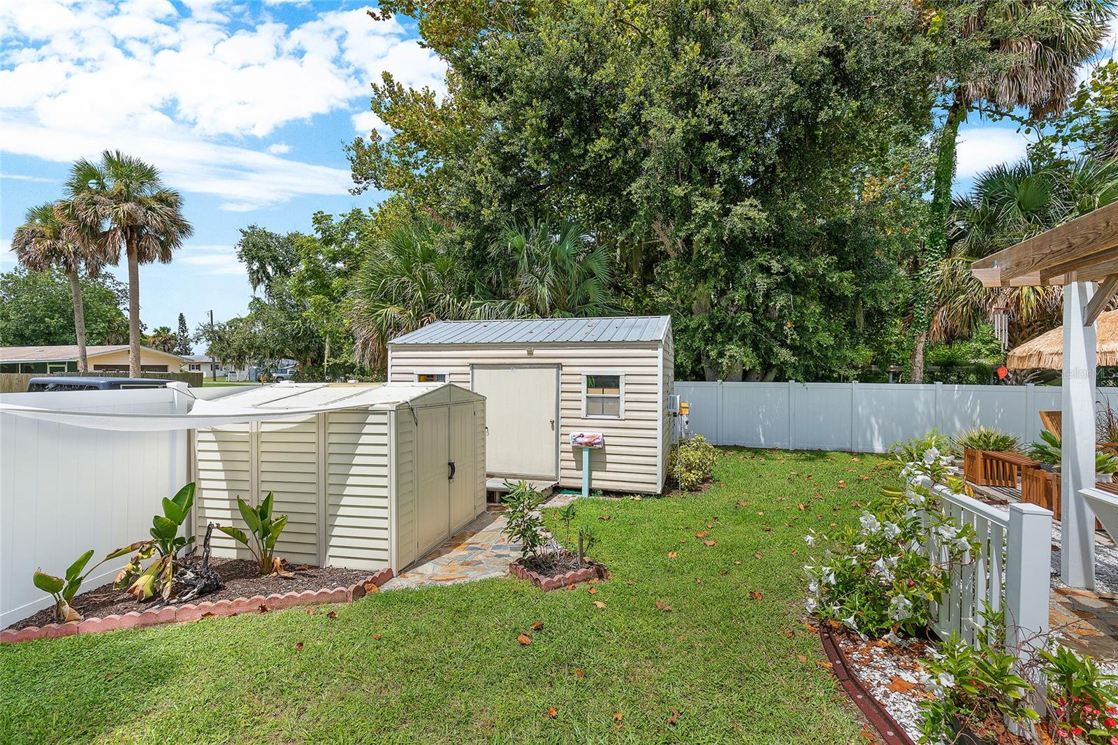 GOV LT 01 & N PT GOV LT 02 E HWY UNREC 149 - Residential