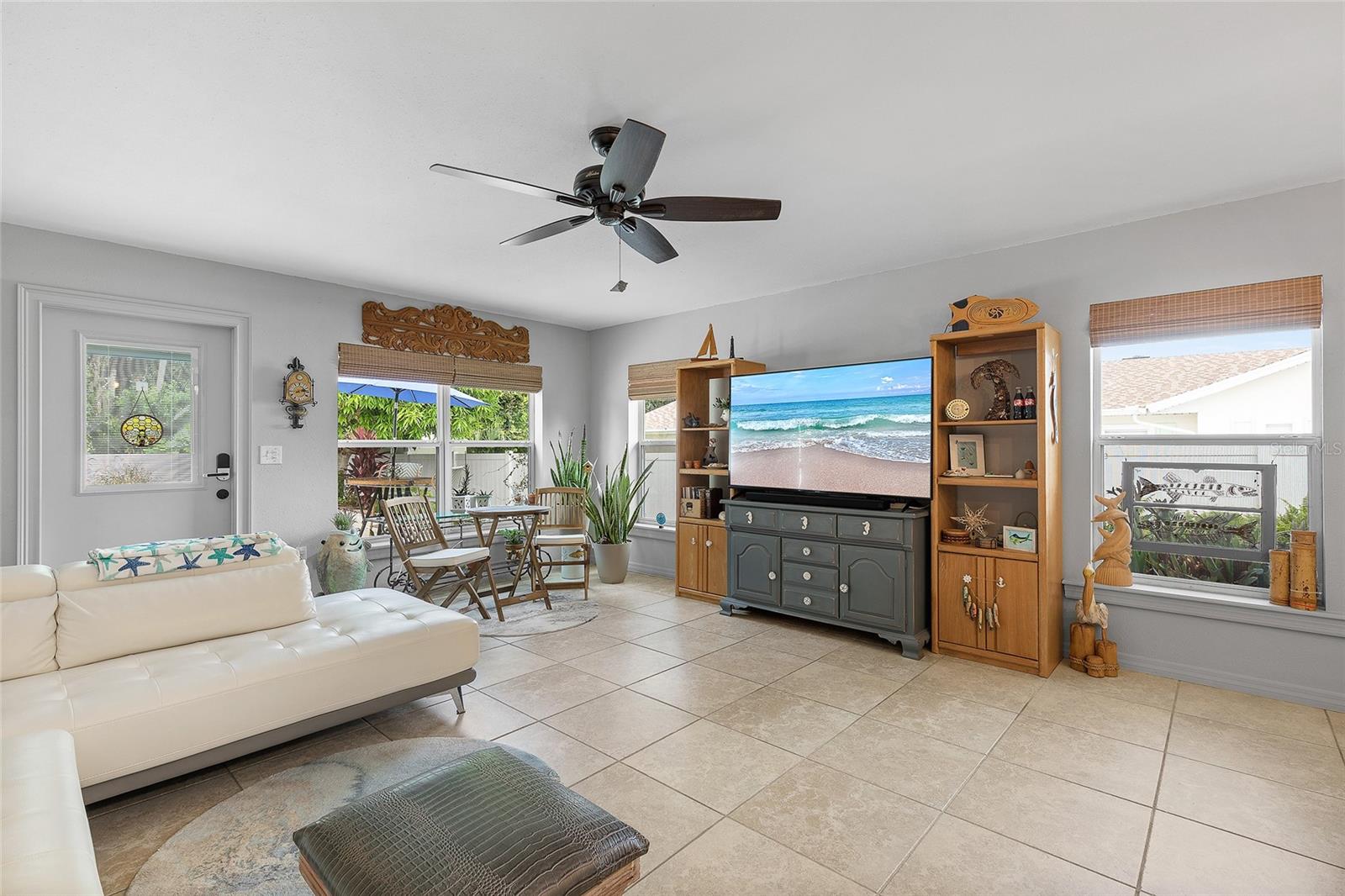 GOV LT 01 & N PT GOV LT 02 E HWY UNREC 149 - Residential