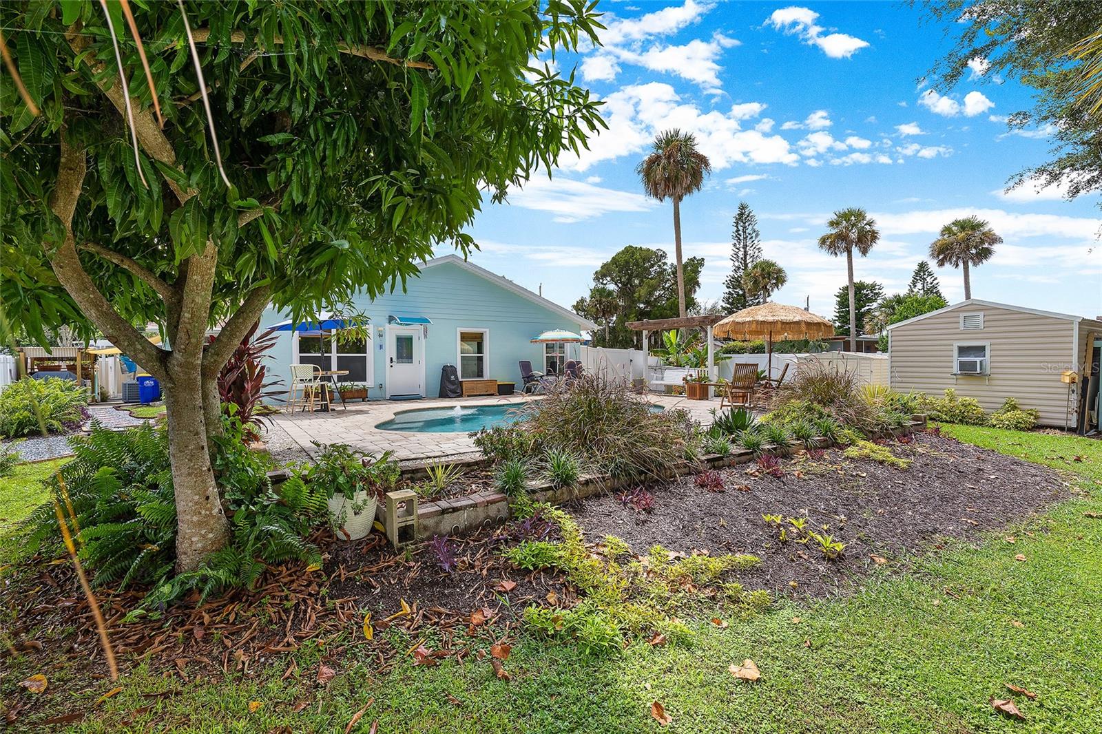 GOV LT 01 & N PT GOV LT 02 E HWY UNREC 149 - Residential