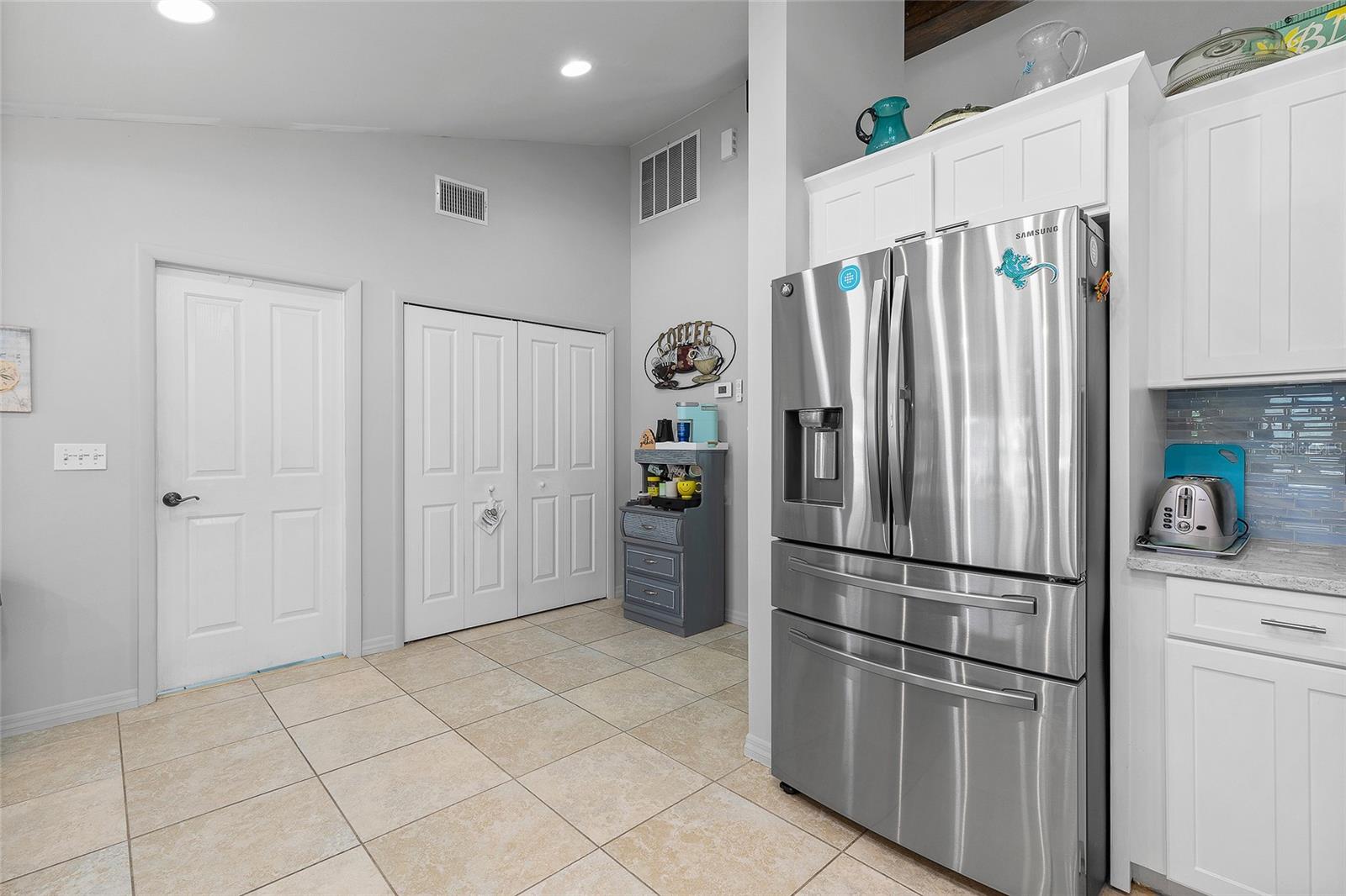 GOV LT 01 & N PT GOV LT 02 E HWY UNREC 149 - Residential